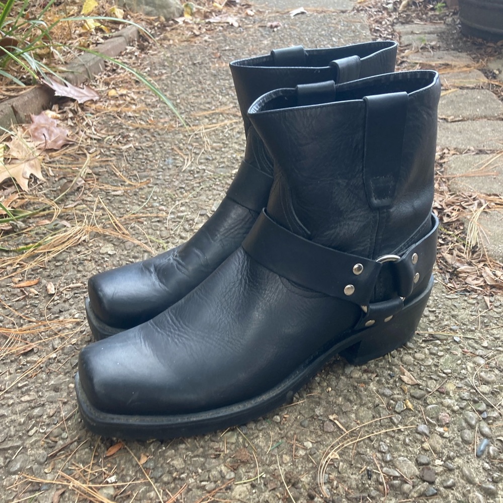 Men's Durango Black Leather Hsrness Boots DB710 Sz 9.5D 7” Shaft